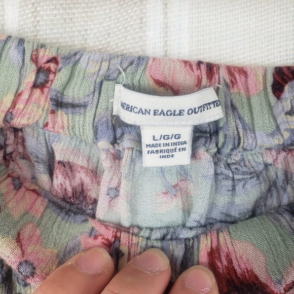American Eagle Floral Boho Mini Skirt Size Large - Picture 7 of 8